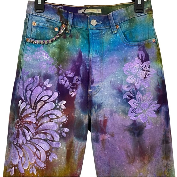Levis Rib Cage Crop Flare Jeans Waist 26 Womens Size 2 XS Tie Dye Painted Levi’s - Picture 3 of 16